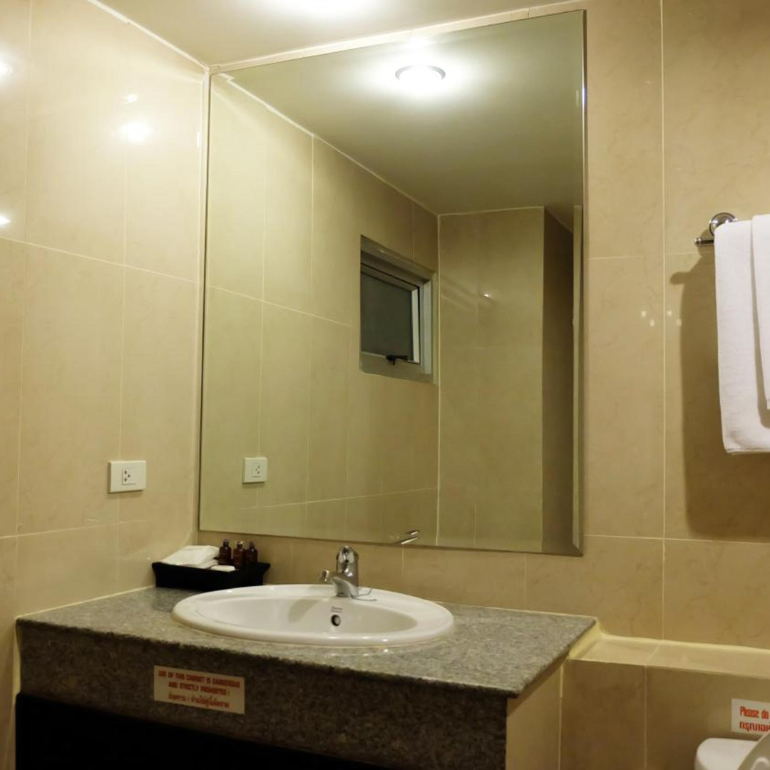 Photo - Grand Business Inn