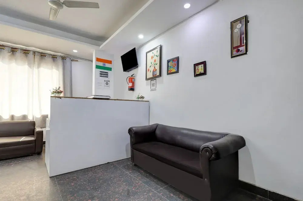 Photo - Mauryan Elite Hotel Qutab Minar Metro Station