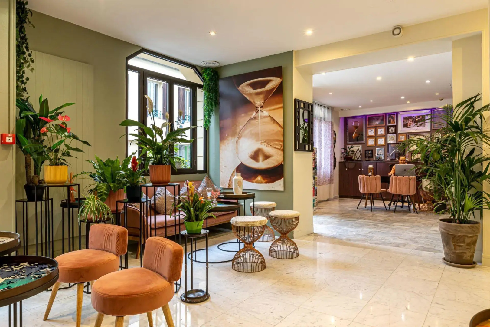 Photo - Hotel Ariane Montparnasse by Patrick Hayat