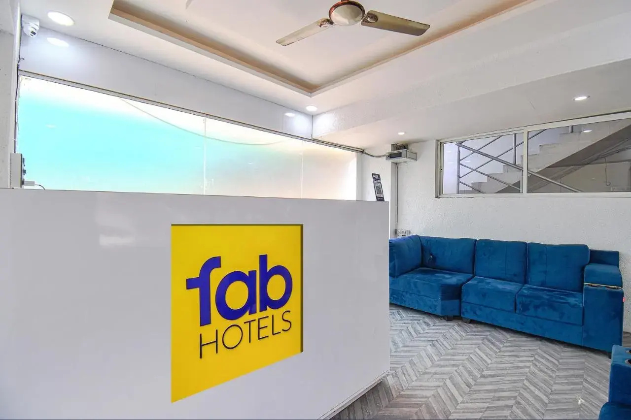 Foto - Fabhotel Red Velvet Inn & Suites