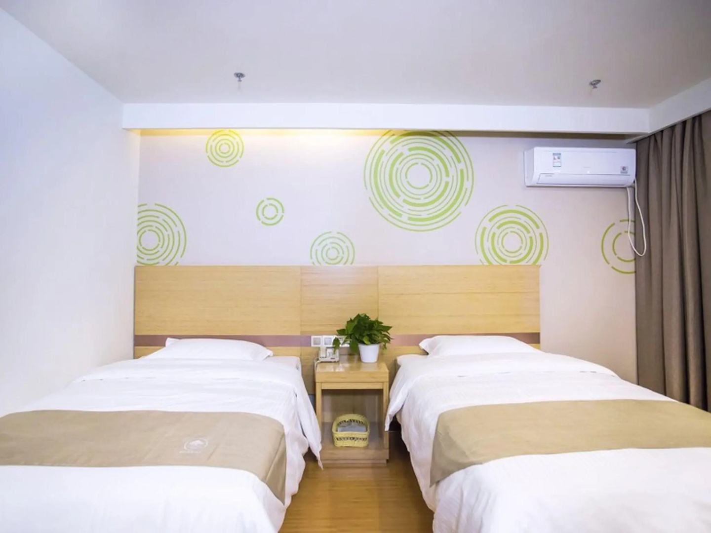 GreenTree Inn Jinan Jiyang Bus Station Express Hotel