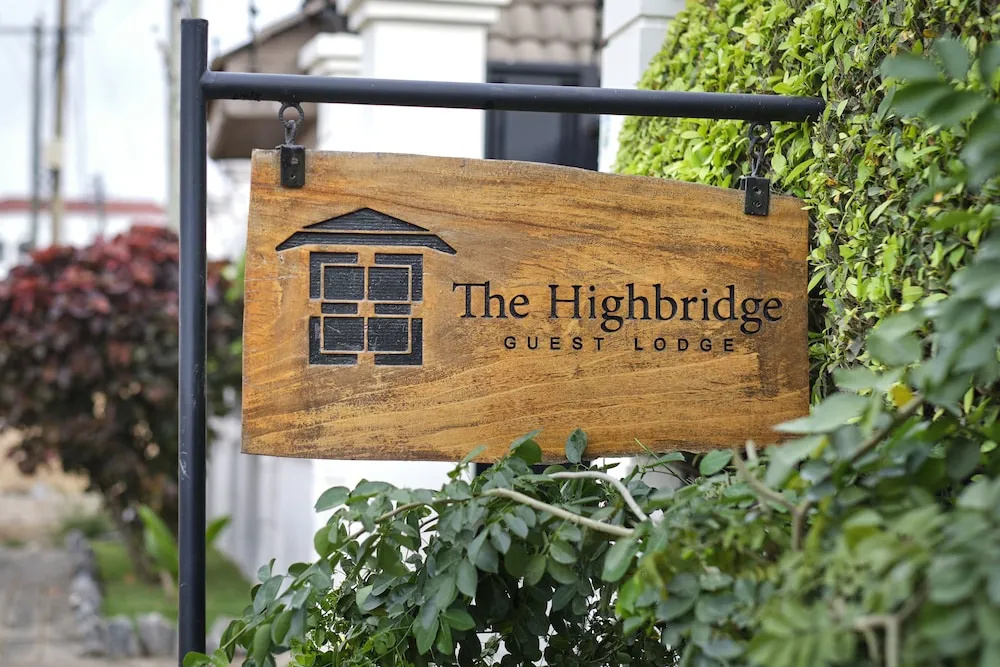 Photo - The Highbridge Guest Lodge
