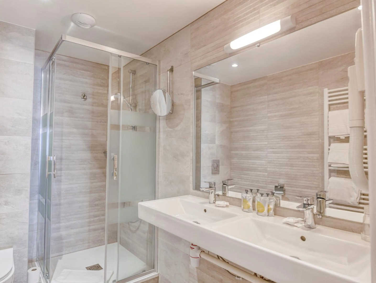 Photo - Hotel Kyriad Saint Malo centre Plage