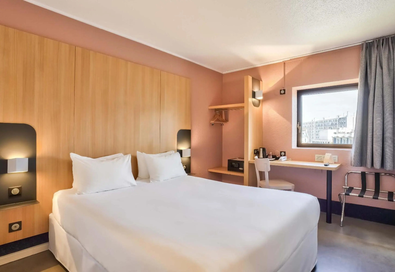 Photo - VIP Executive Arts Hotel