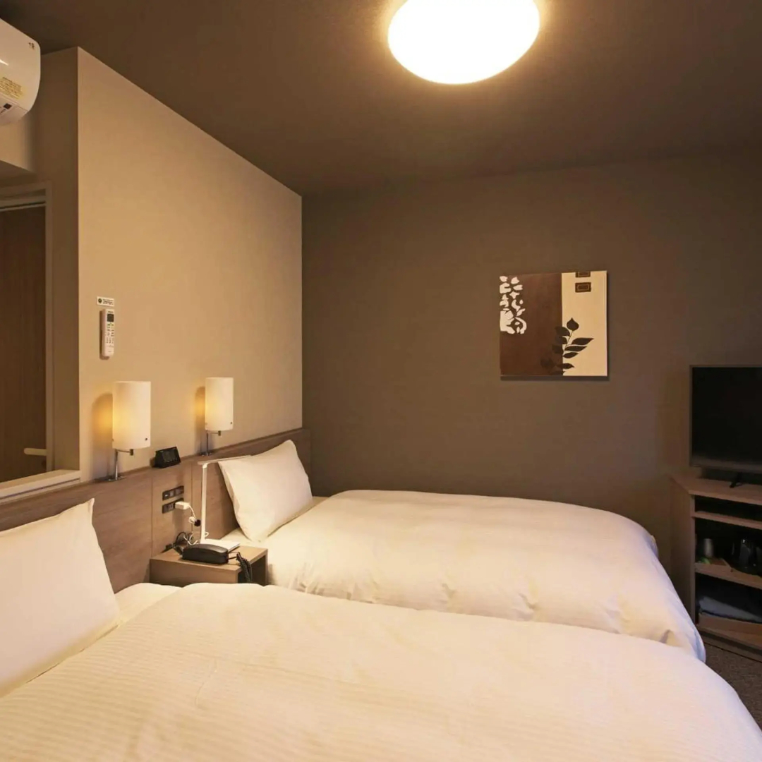 Foto - Hotel Route Inn Kyoto Maizuru -Nishi Maizuru Ekimae-