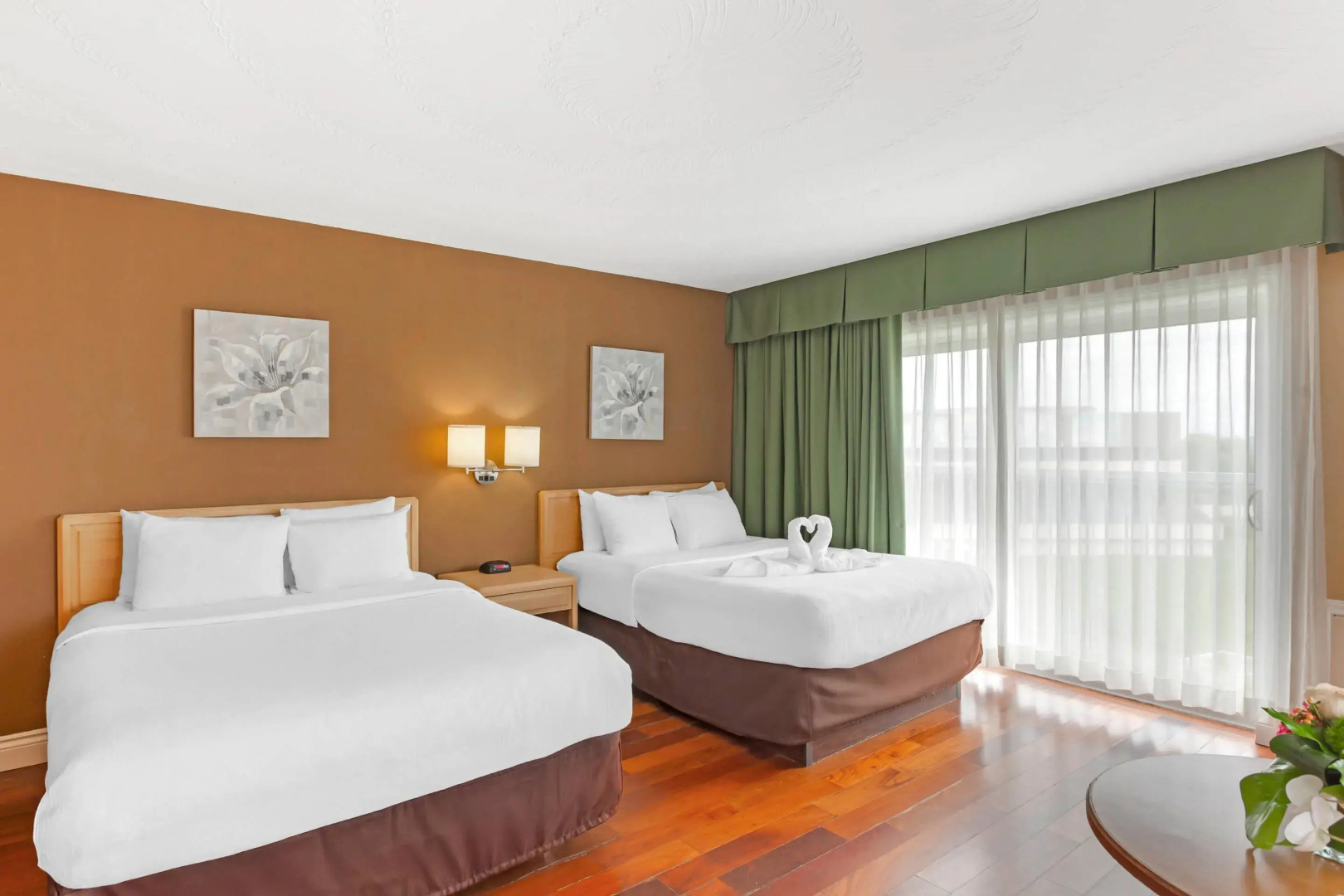 Photo - Quality Hotel Fallsview Cascade