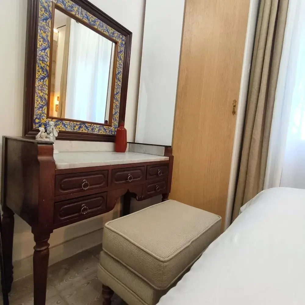 Photo - Private rooms