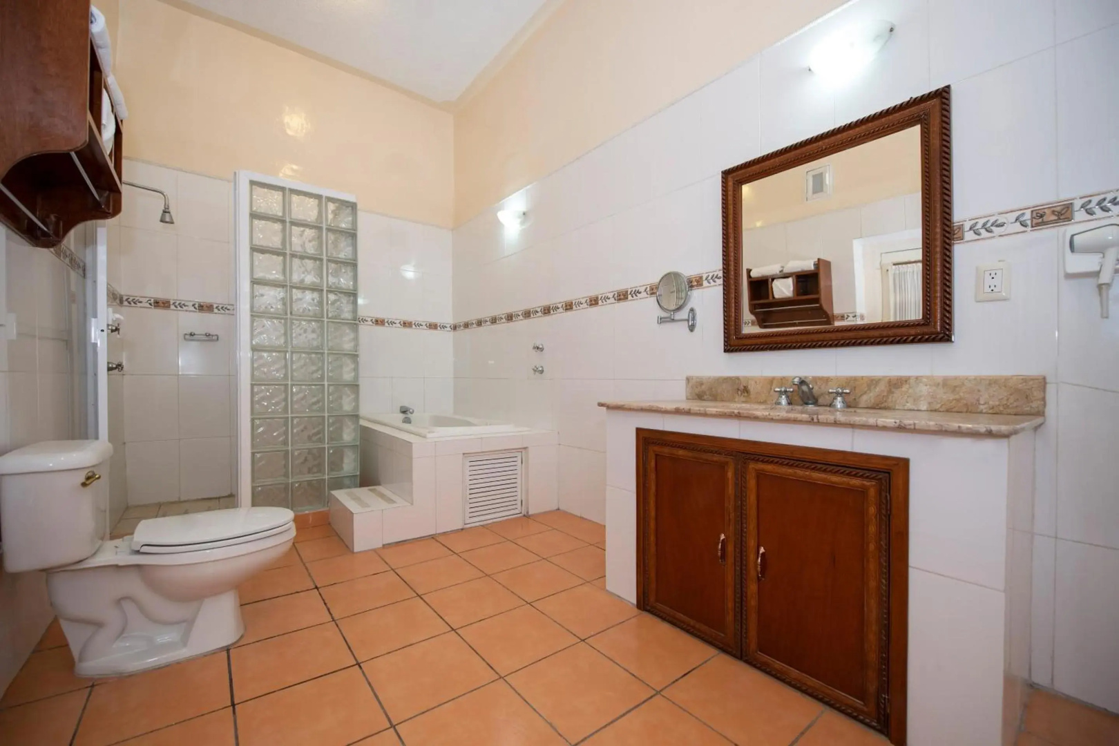Photo - Hotel Senorial
