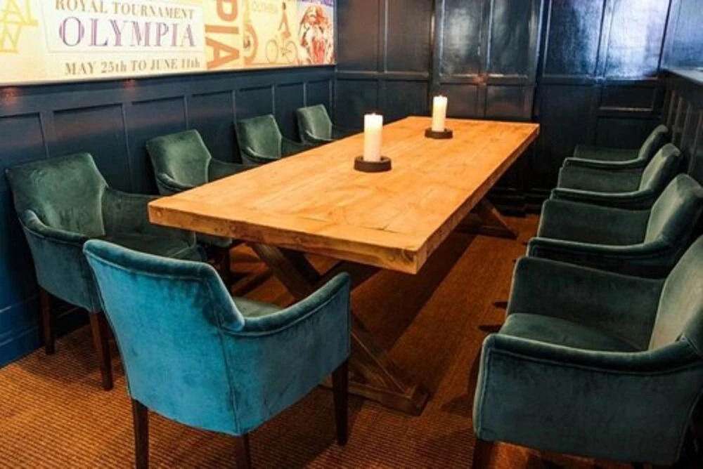 Foto - Hand & Flower