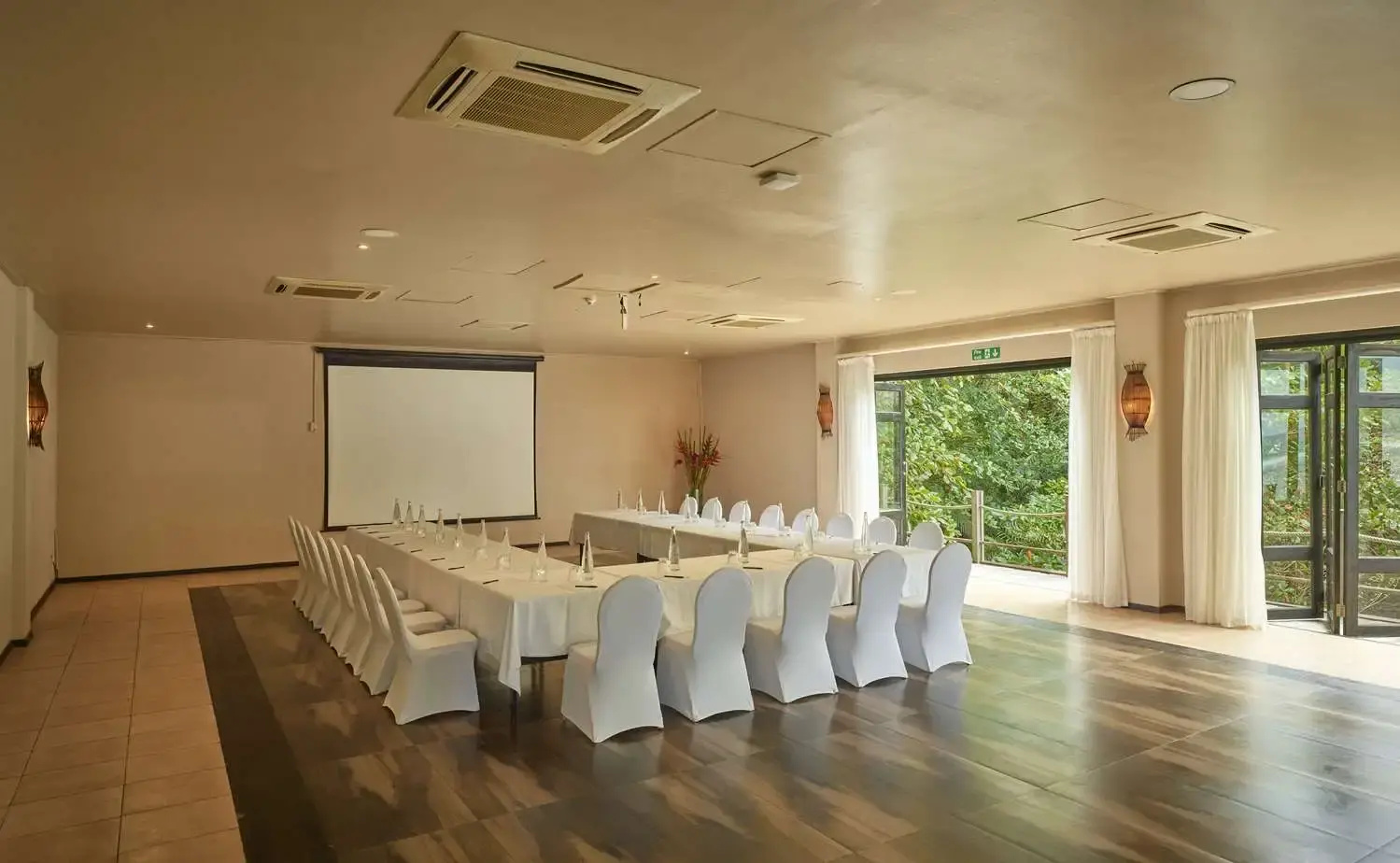 Photo - DoubleTree by Hilton Seychelles Allamanda Resort & Spa