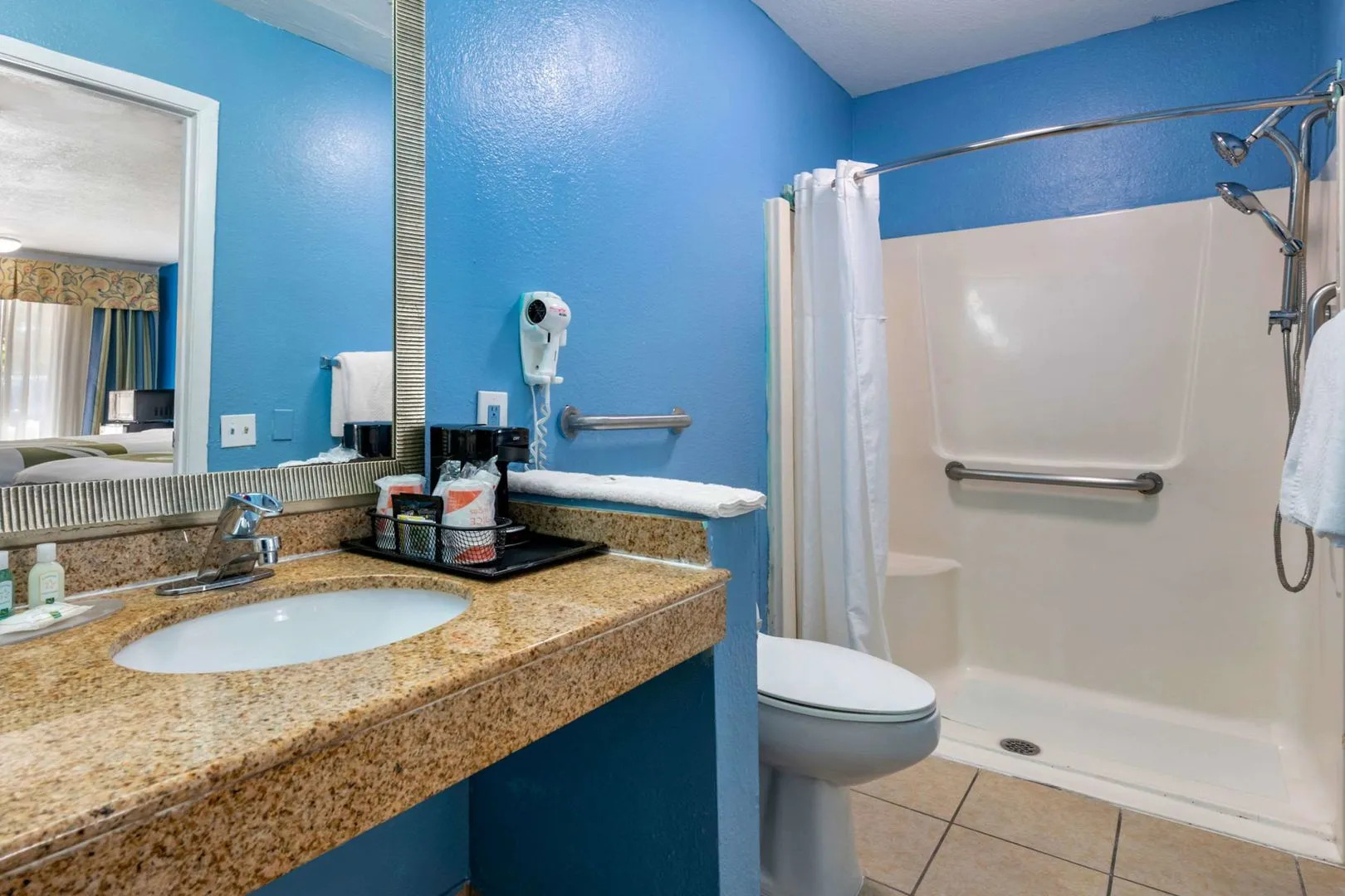 Photo - Quality Inn Sarasota North Near Lido Key Beach