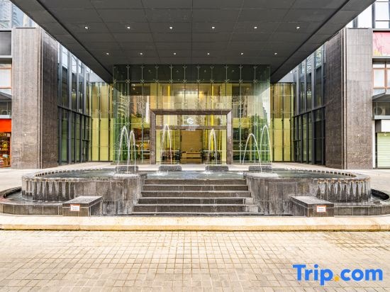 Yongjiang Holiday Hotel+ (Nanning East Railway Station)