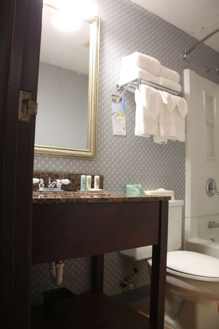 Photo - Quality Inn Cortland - University Area