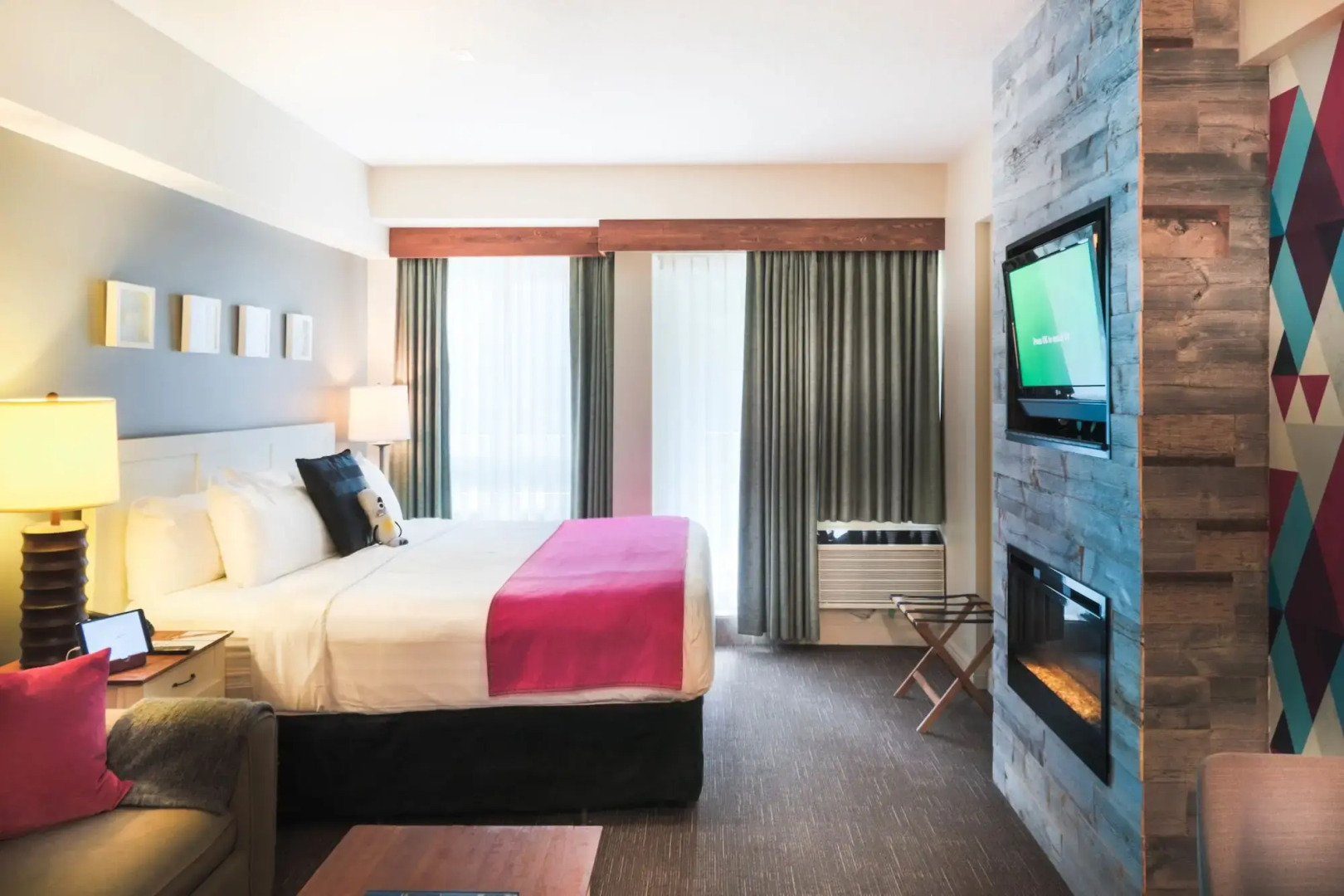 Photo - Summit Lodge Boutique Hotel by Paradox