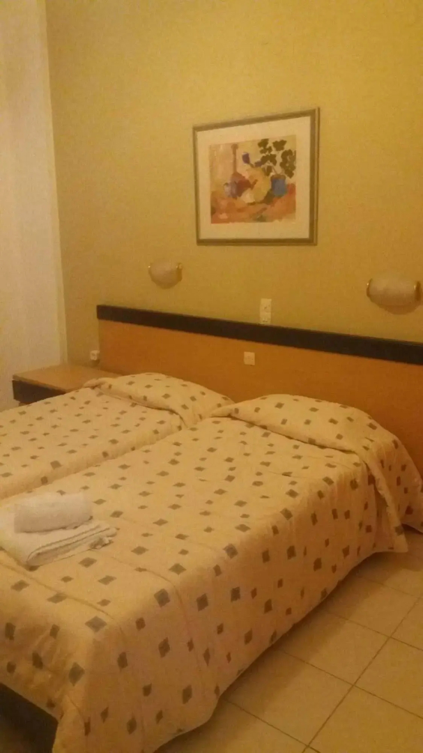 Photo - Wilde Rose Hotel