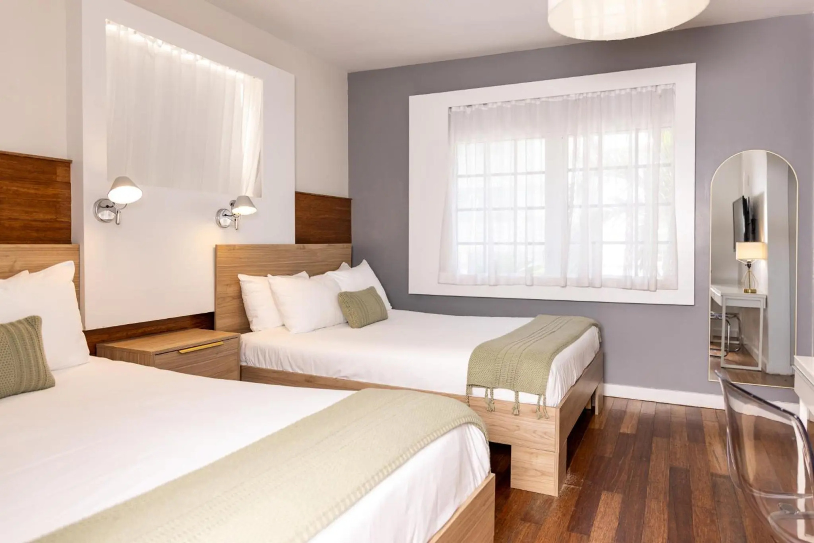 Photo - Riviere South Beach Hotel