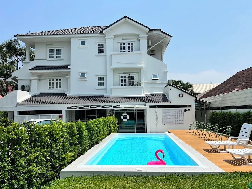 Foto - Mini-Me HUBS, Charm Suites & Pool in Old City