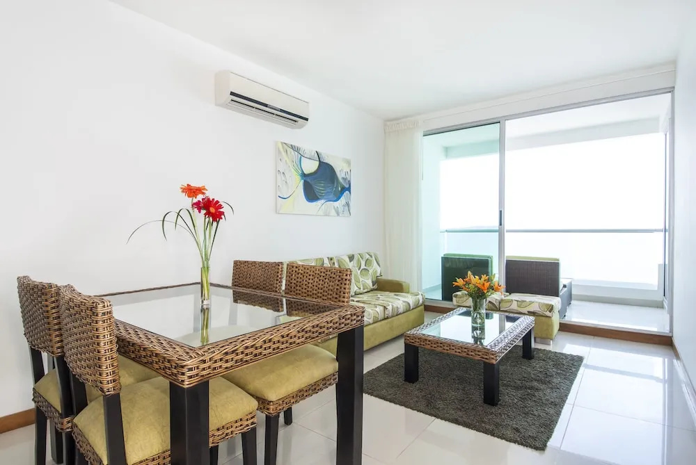 Photo - Travelers Suites Orange Cartagena