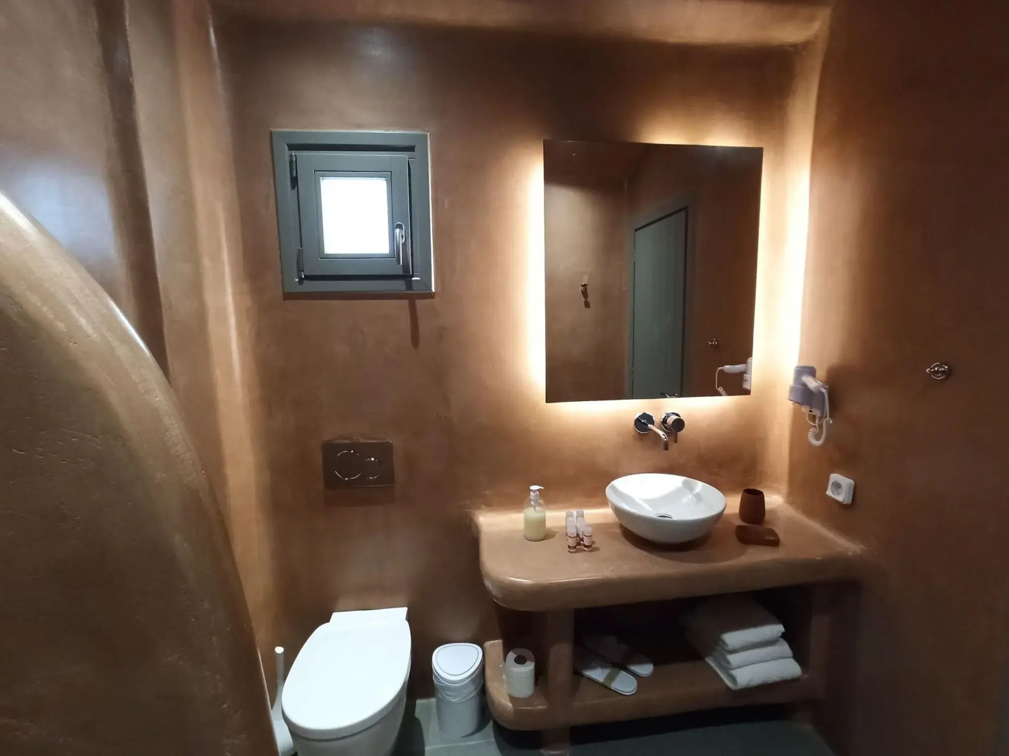 Photo - Amphitrite Suites Santorini