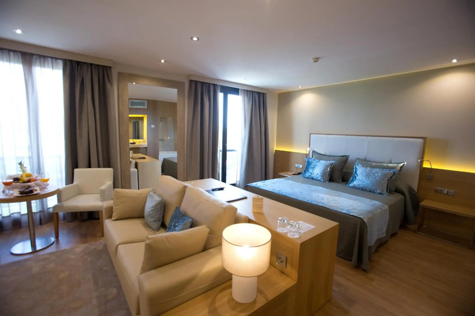 Photo - M.A. Hotel Sevilla Congresos