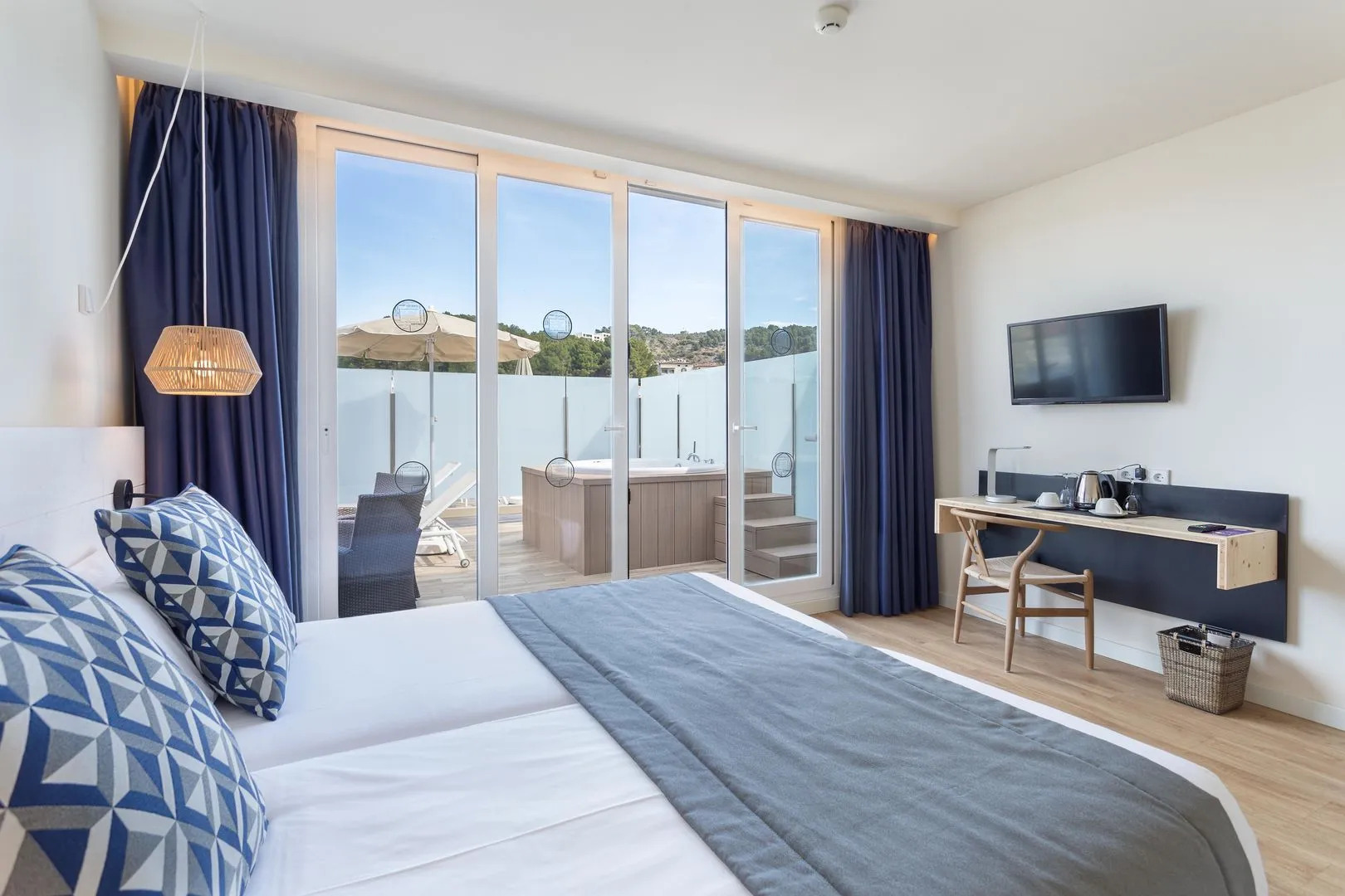 Photo - FERGUS Style Soller Beach