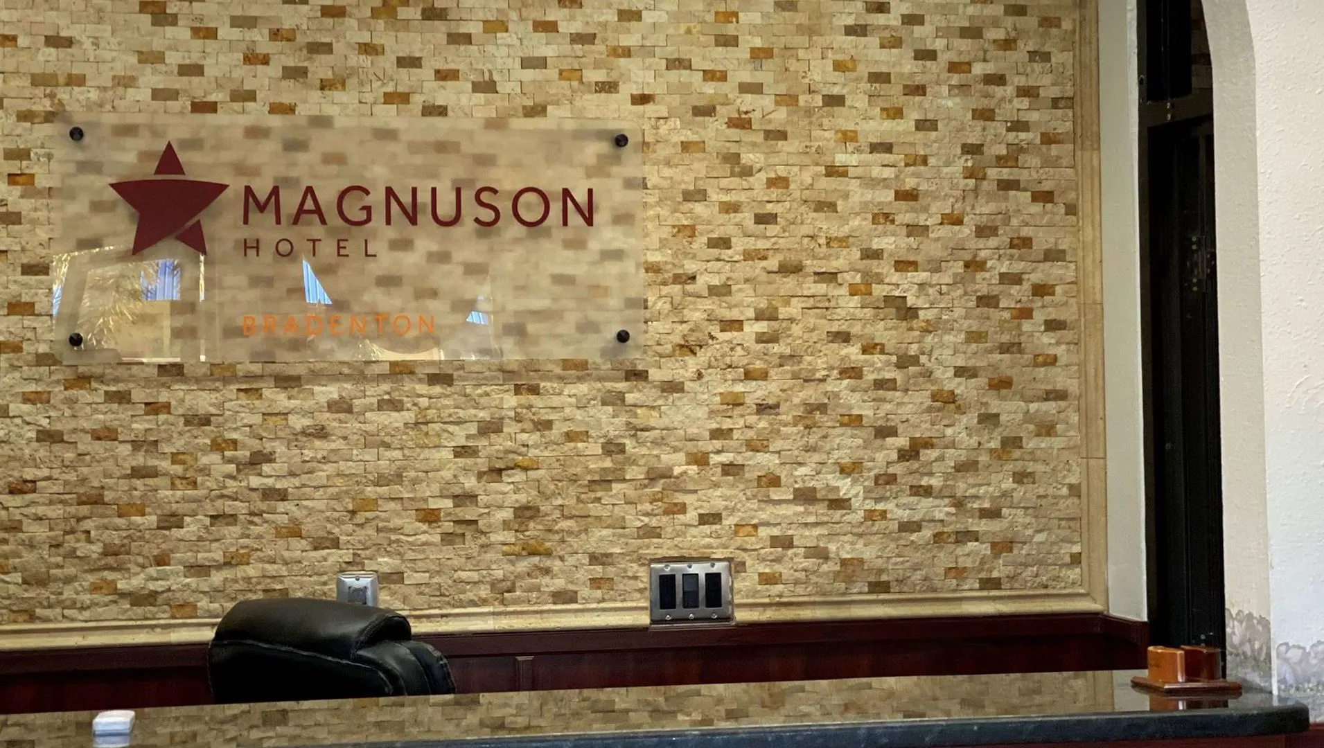 Photo - Magnuson Hotel Bradenton