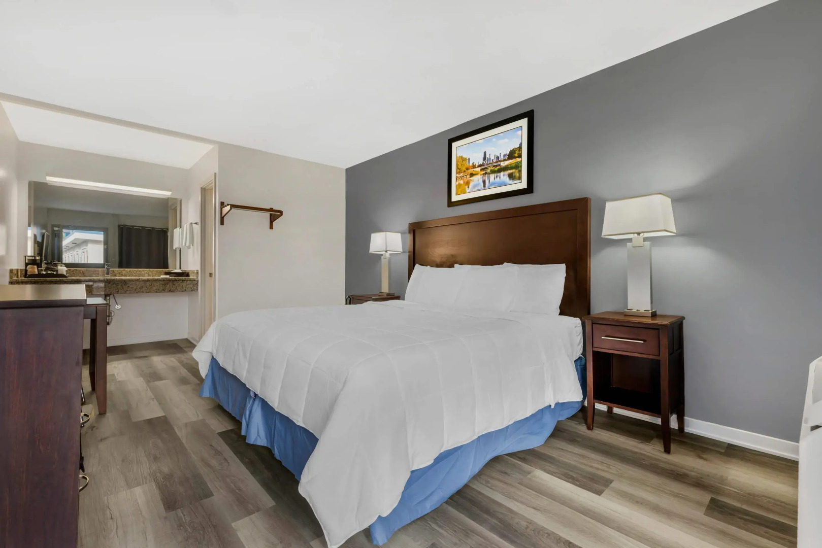 Photo - Rodeway Inn Lyons - La Grange