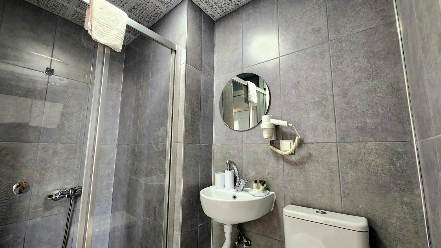 Photo - Karden Otel