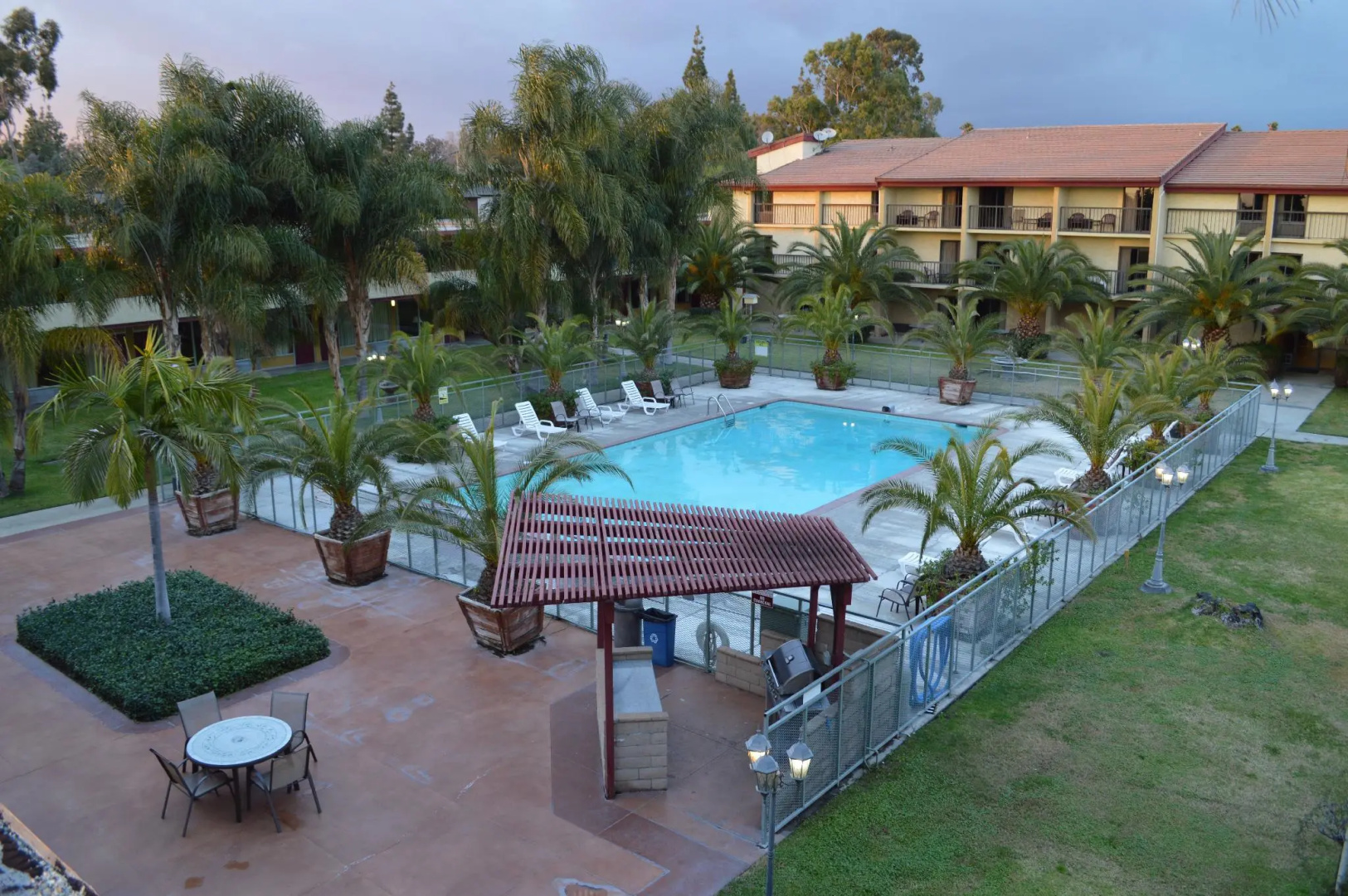 Foto - Ontario Airport Inn