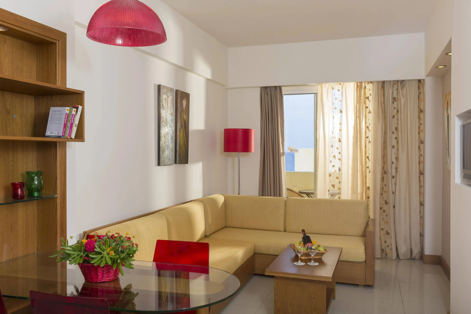 Photo - Sunshine Rhodes