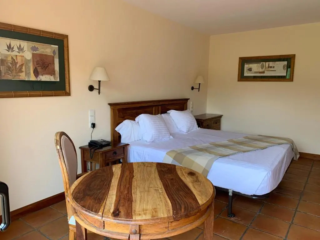 Foto - La Figuerola Hotel & Restaurant