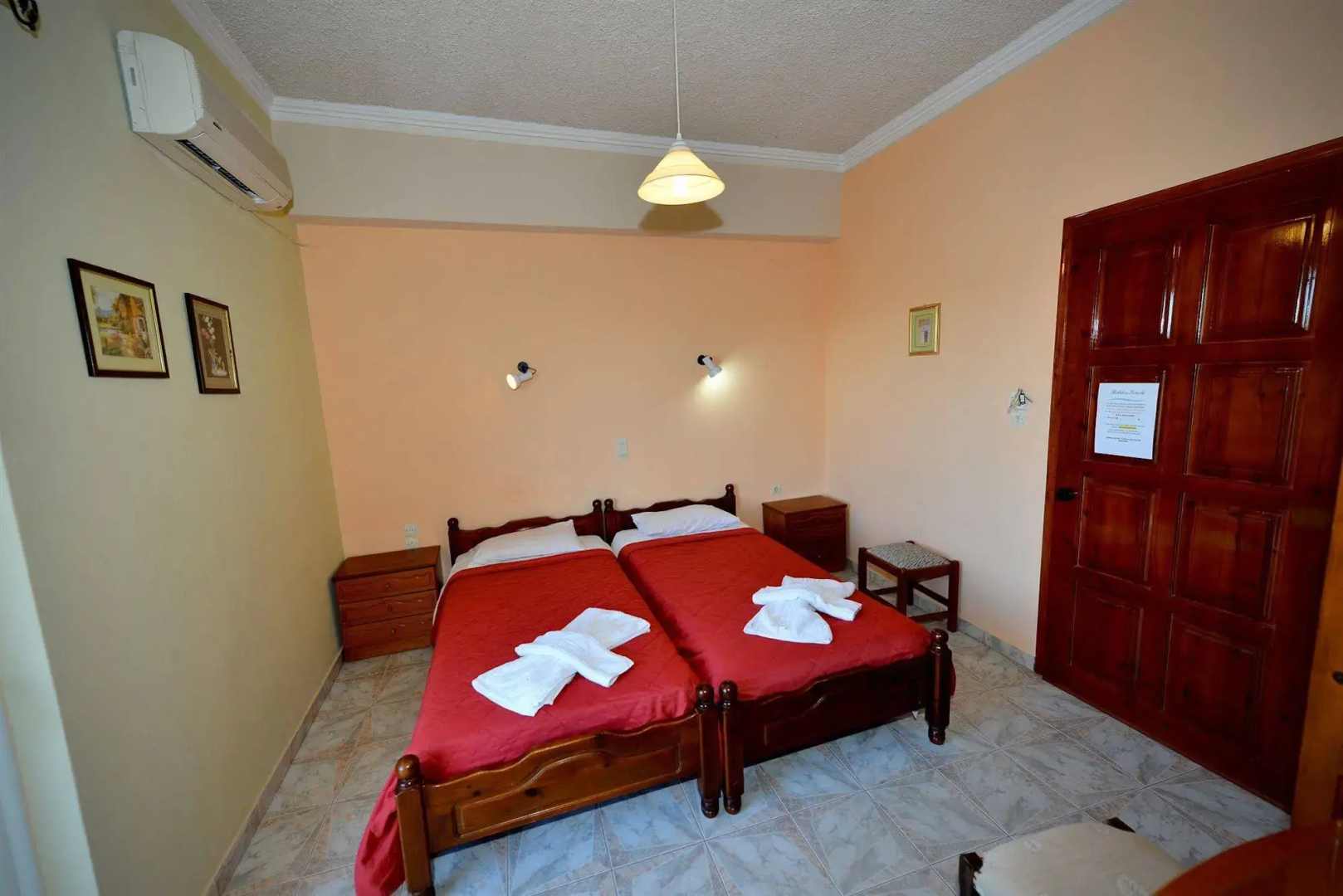 Foto - Bikakis Family Apartments