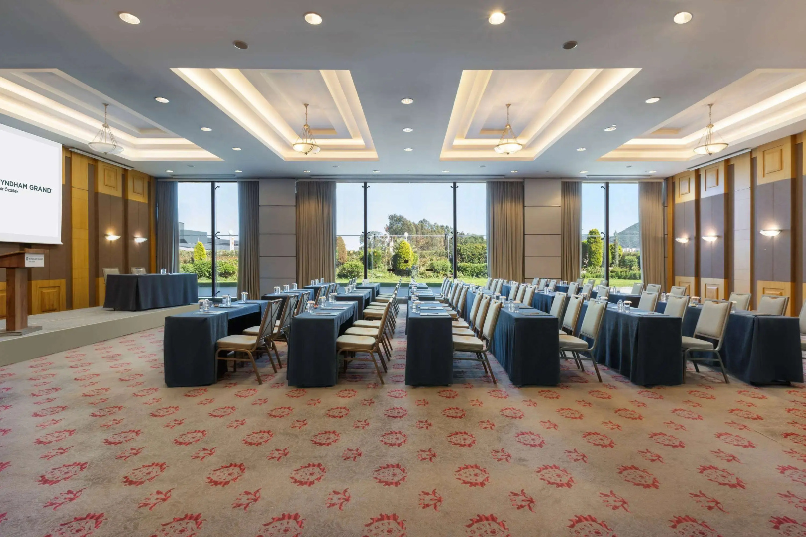 Photo - Wyndham Grand Izmir Ozdilek Thermal & Spa