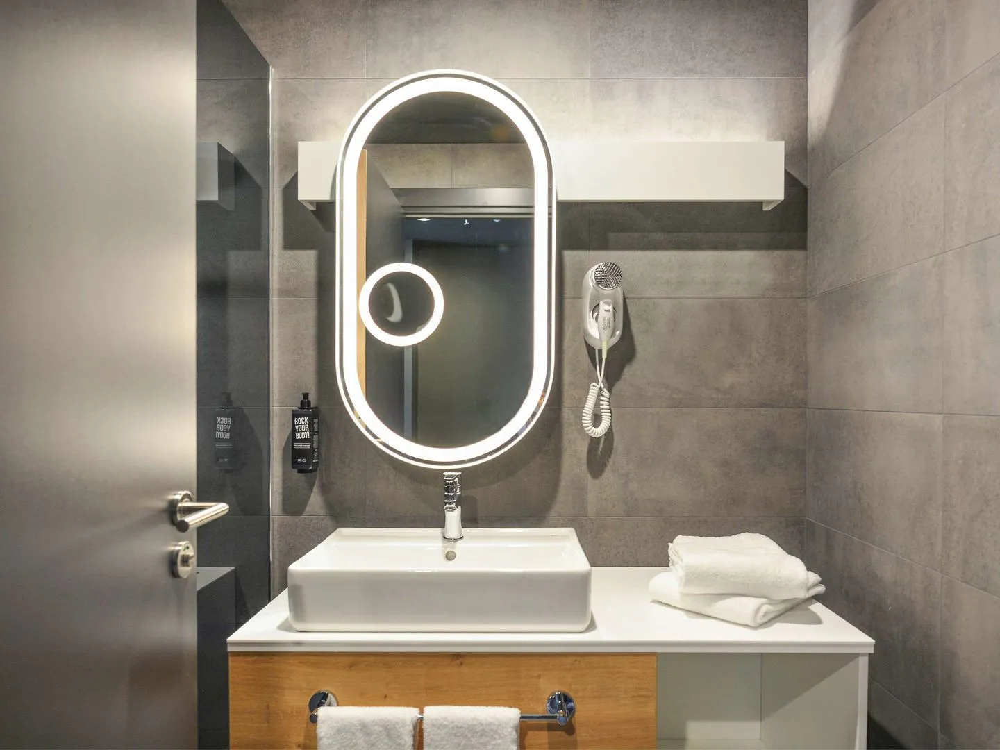 Photo - ibis Bucharest Politehnica