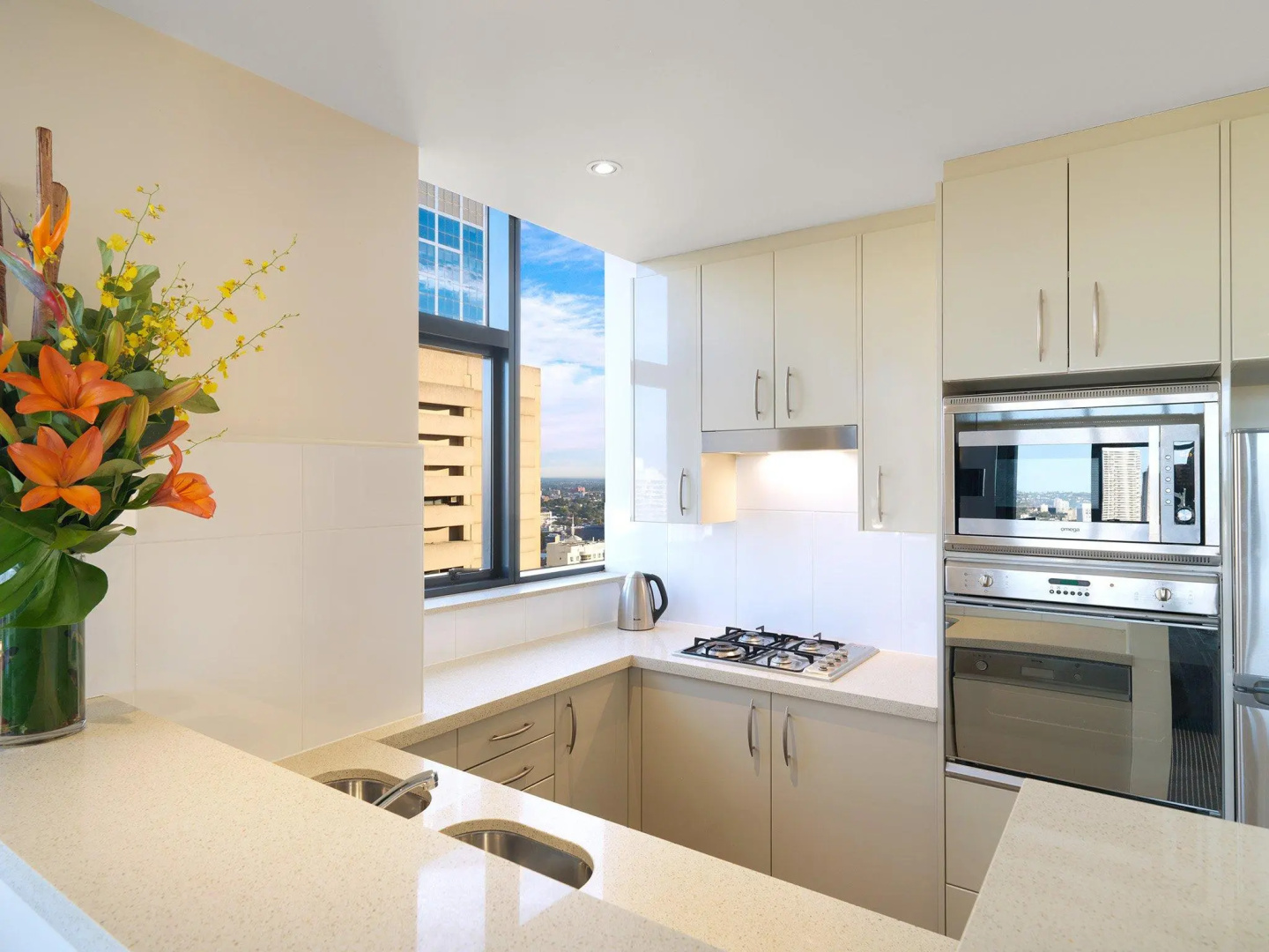 Photo - Meriton Suites Pitt Street, Sydney