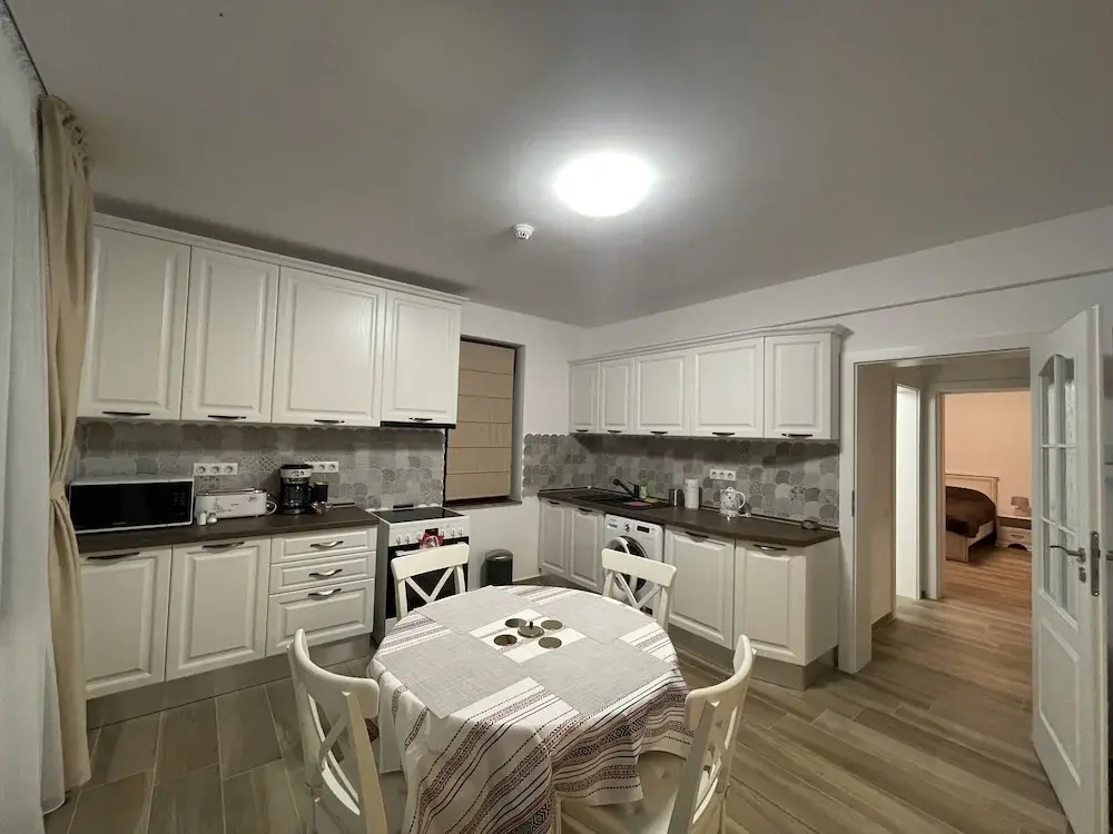 Photo - Iarca Inn