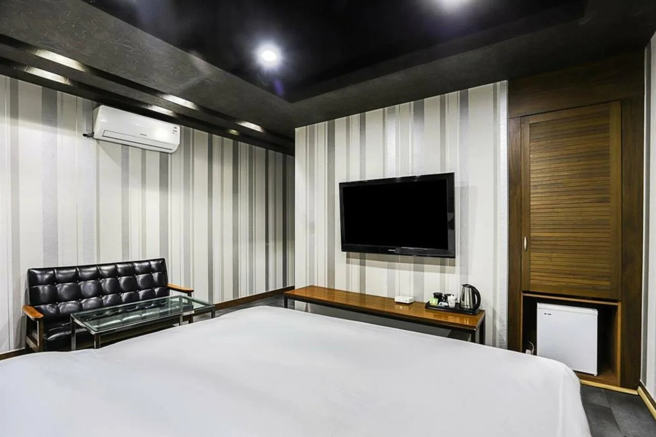 Foto - TJ Hotel