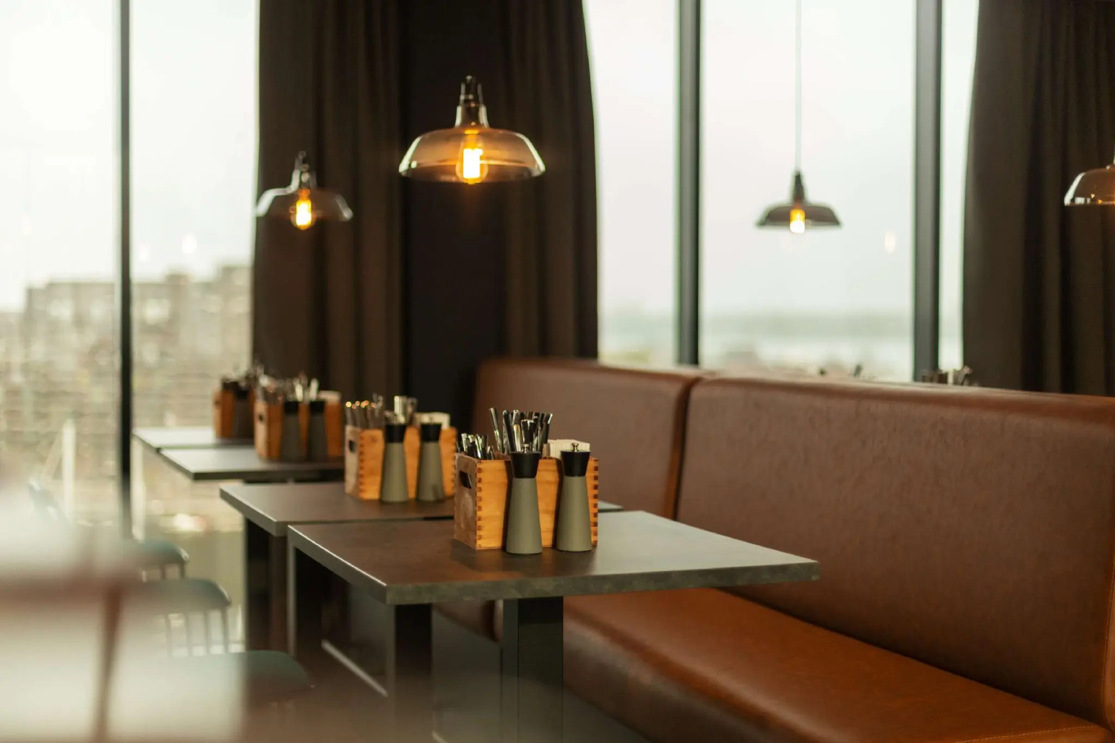 Foto - Holiday Inn - the niu, Fender Amsterdam