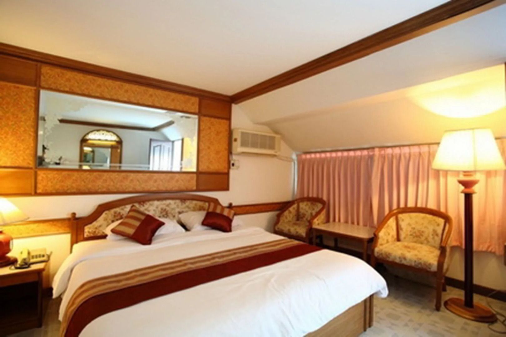 Foto - The Pacific Cool Chic