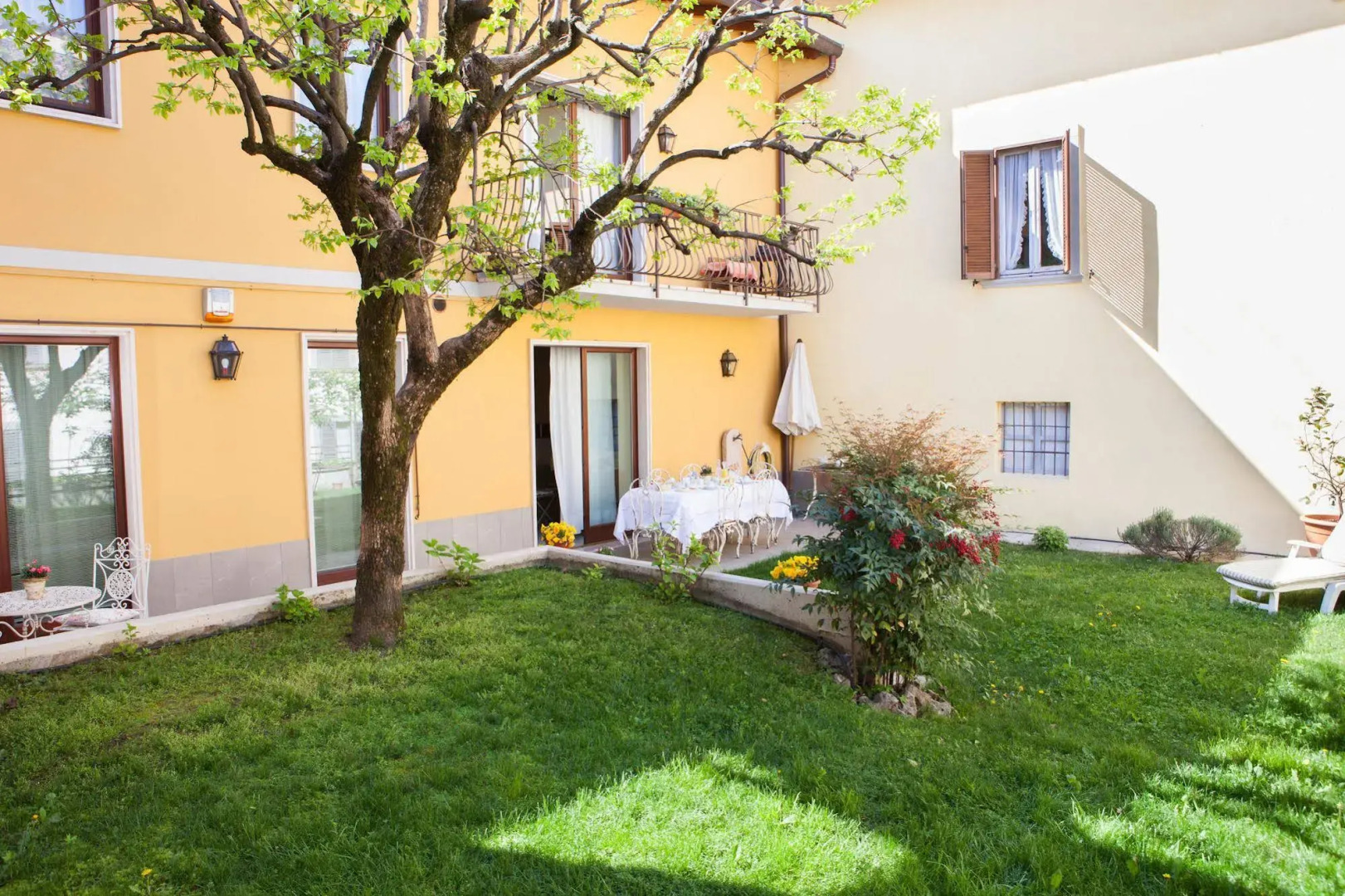 Photo - Botton d'Oro Pelabrocco