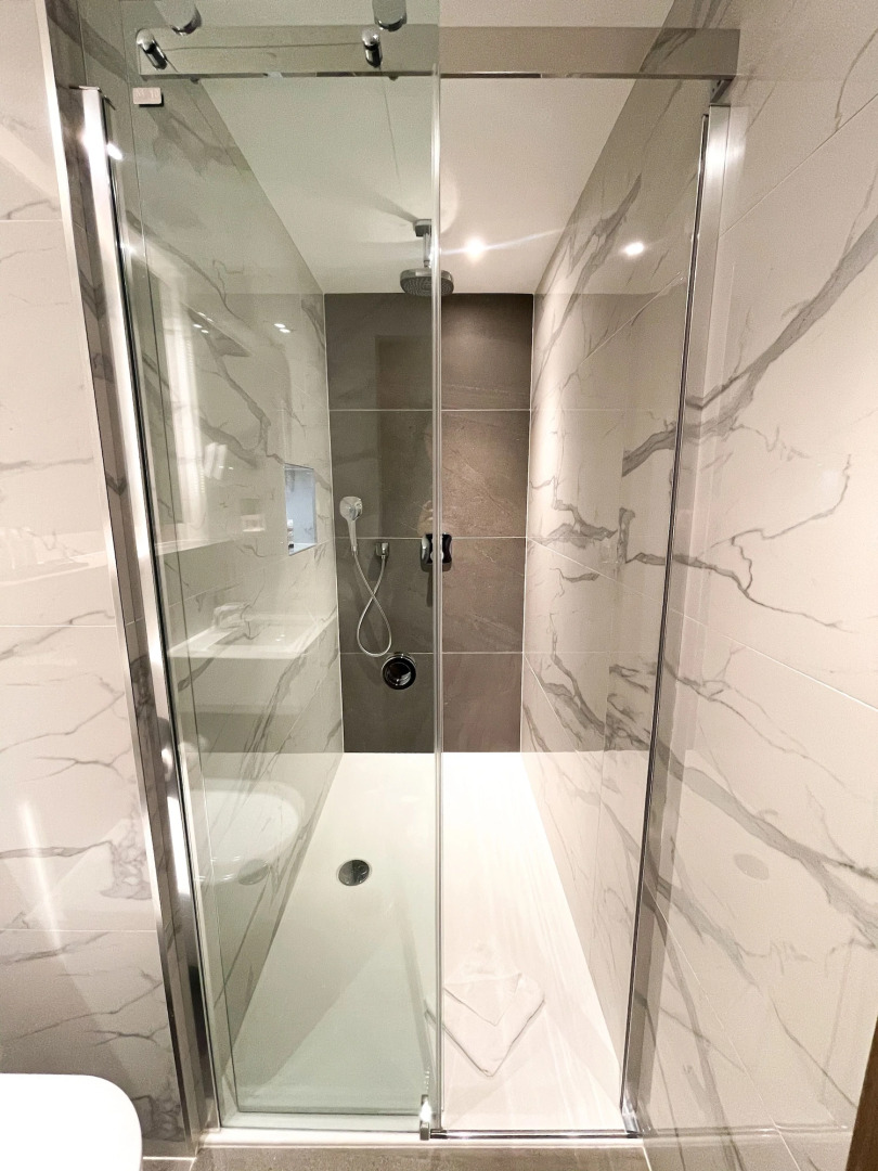 Photo - Merit Kensington Hotel