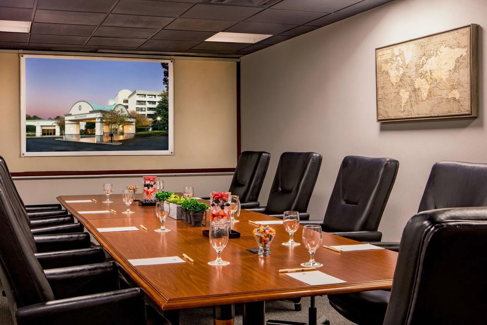 Photo - DoubleTree by Hilton Atlanta Windy Hill Ballpark