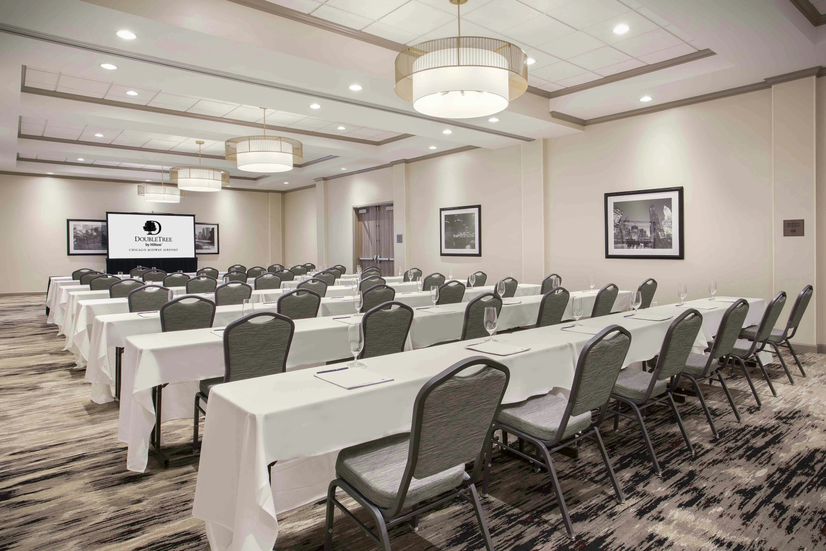 Foto - DoubleTree by Hilton Chicago Midway Airport