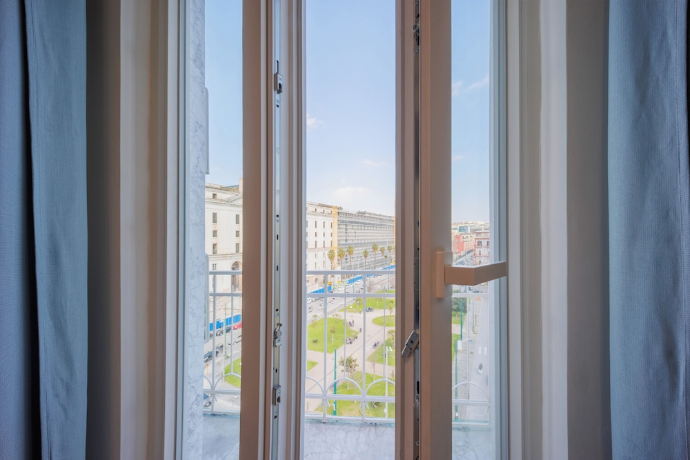 Photo - Tony Suites Napoli