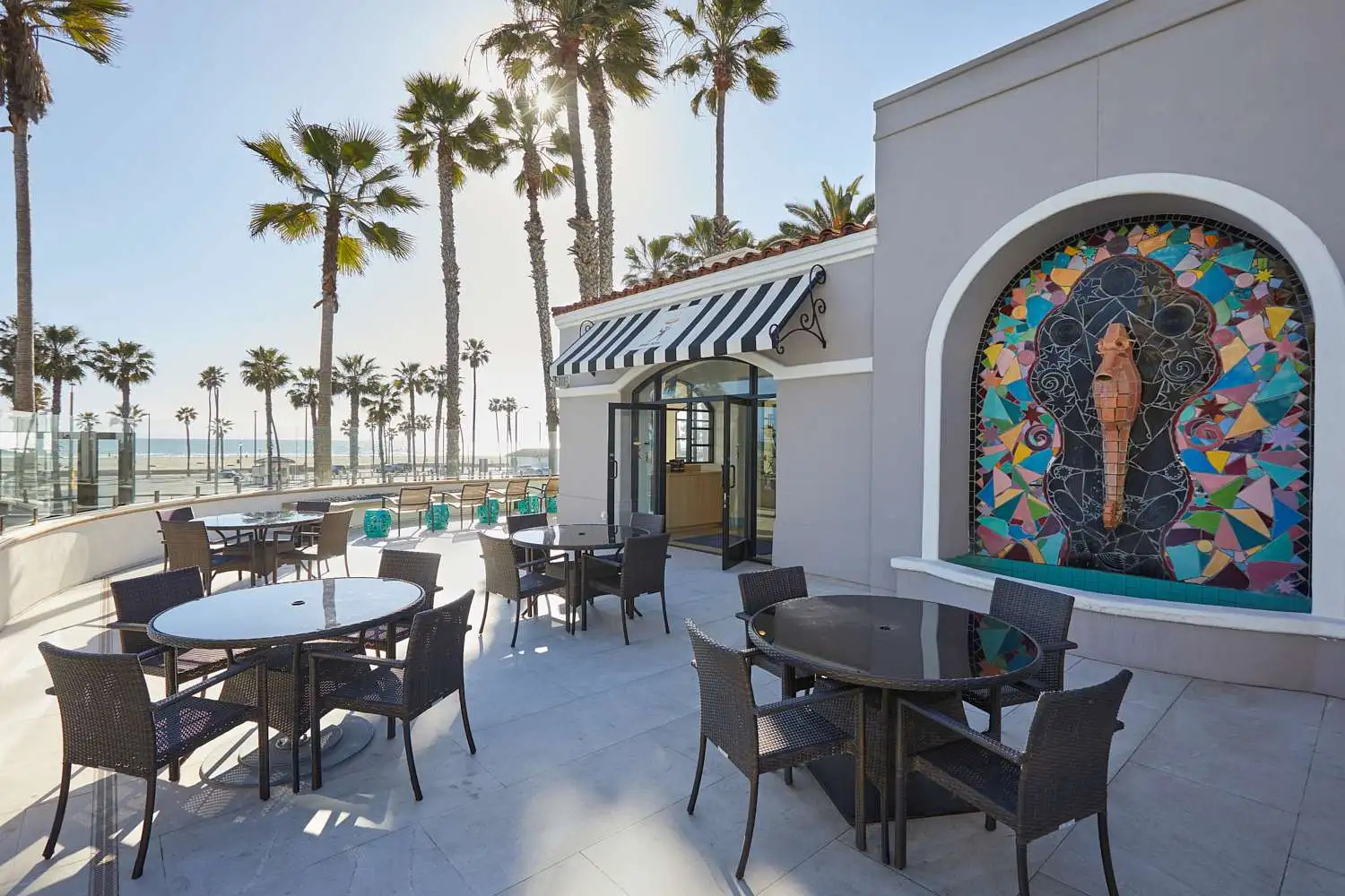 Photo - The Waterfront Beach Resort, A Hilton Hotel