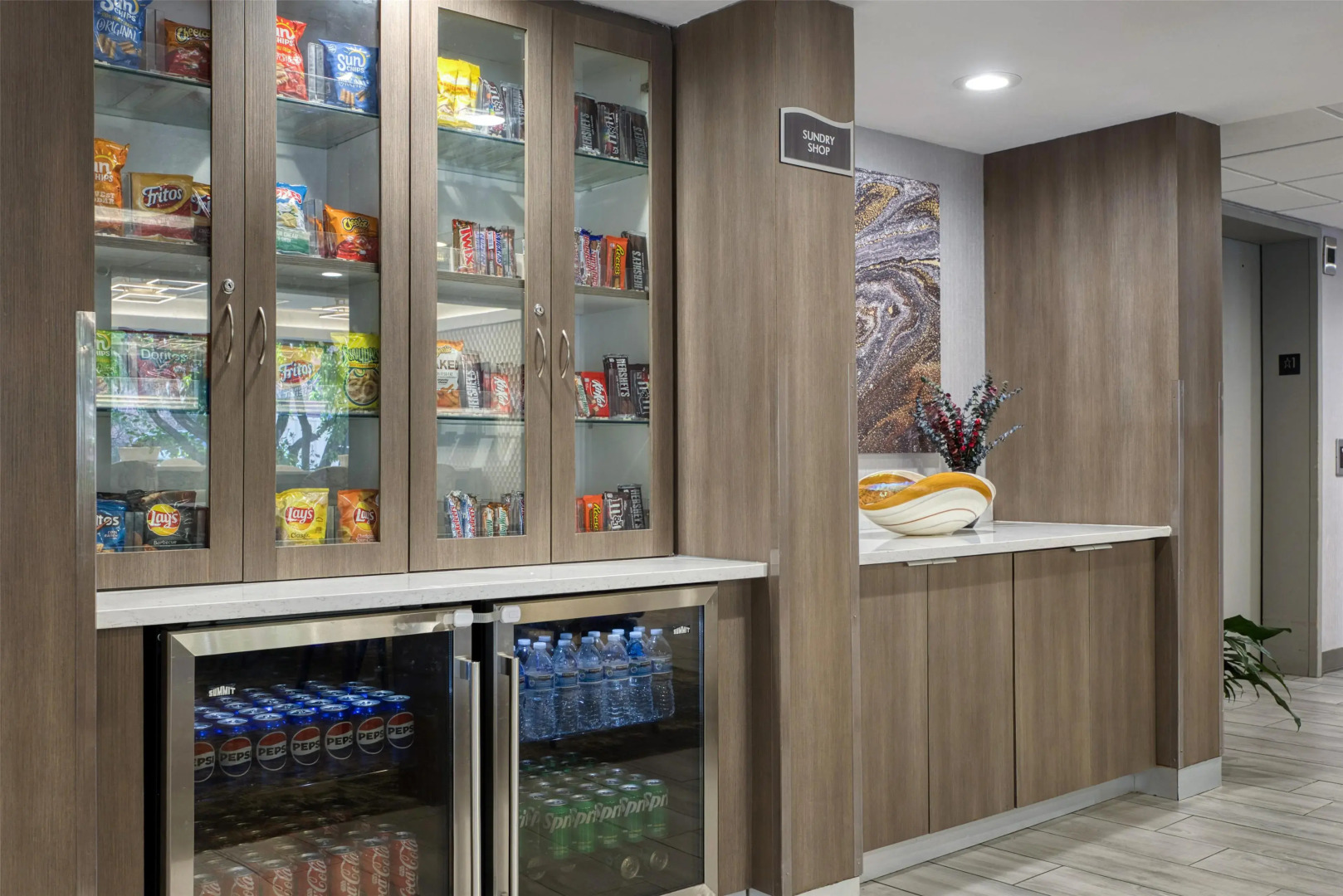 Foto - SureStay Plus Hotel by Best Western Chicago Lombard