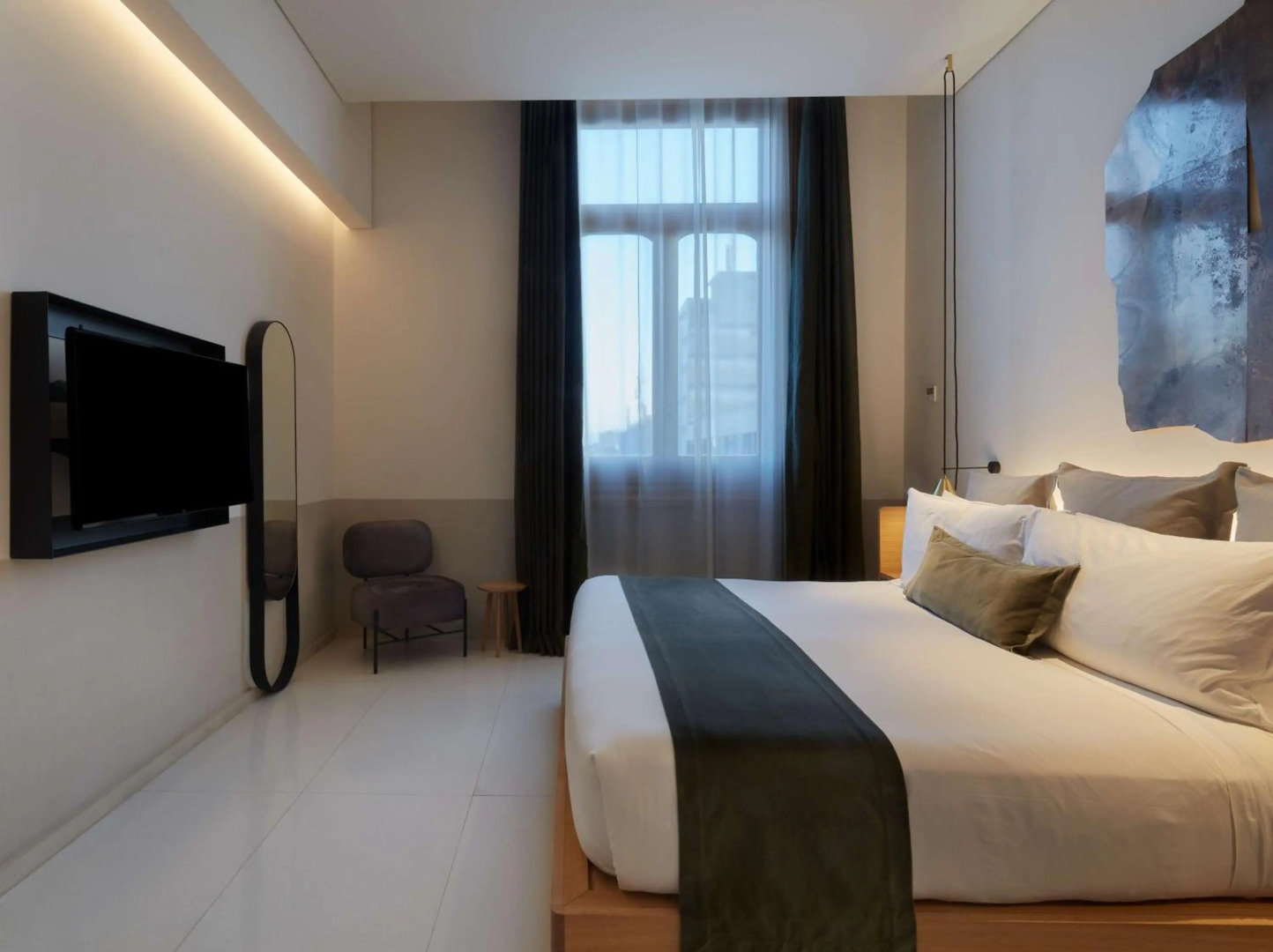 Photo - Umbral, Curio Collection By Hilton