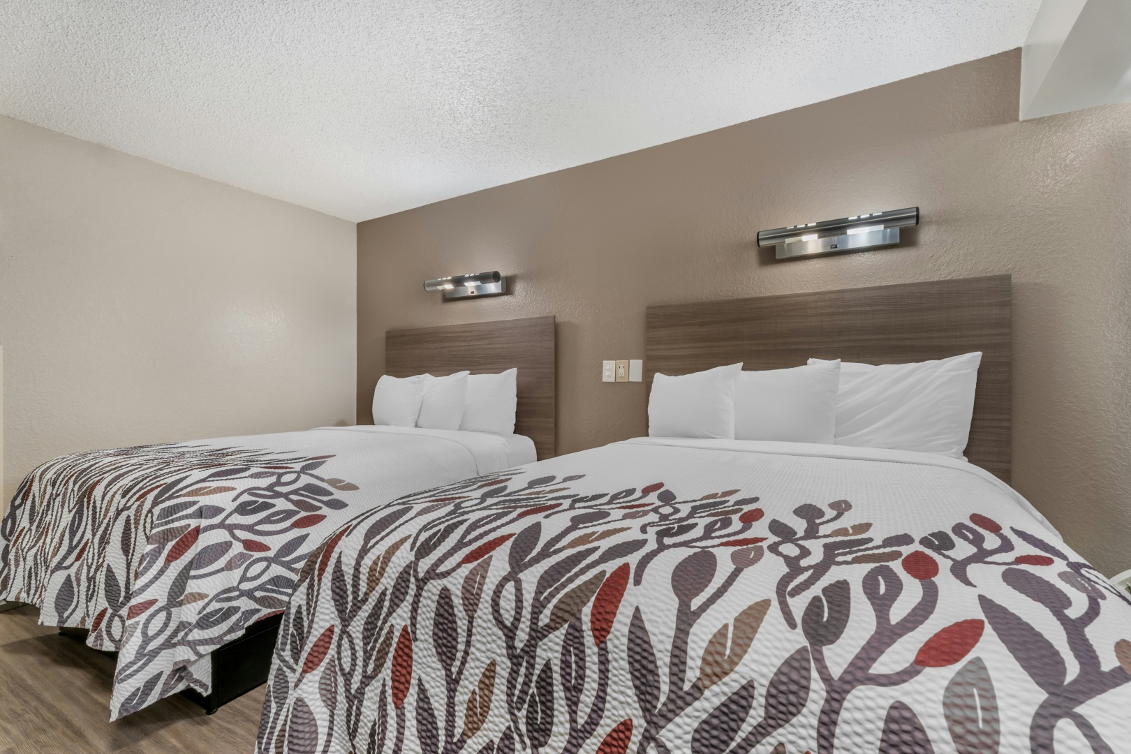 Photo - Red Roof Inn Houston - Brookhollow