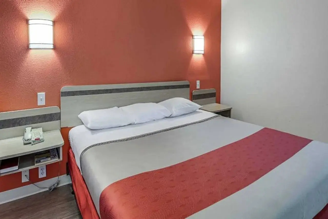 Photo - Motel 6-Pasadena, TX