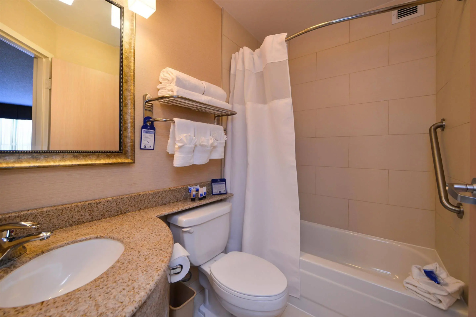 Photo - Best Western Glenview - Chicagoland Inn and Suites